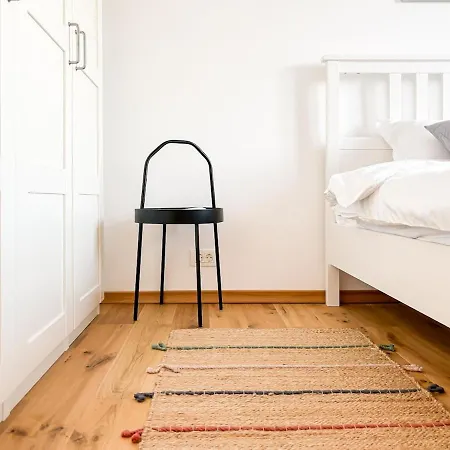 New Bright 2br Flat Location Piata Romana Διαμέρισμα Βουκουρέστι