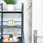 Appartement New Bright 2br Flat Location Piata Romana *