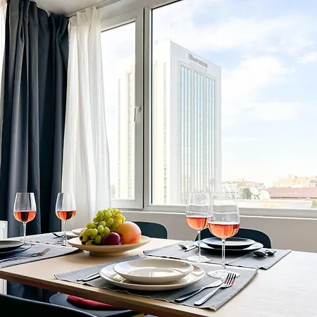 Daire New Bright 2br Flat Location Piata Romana *