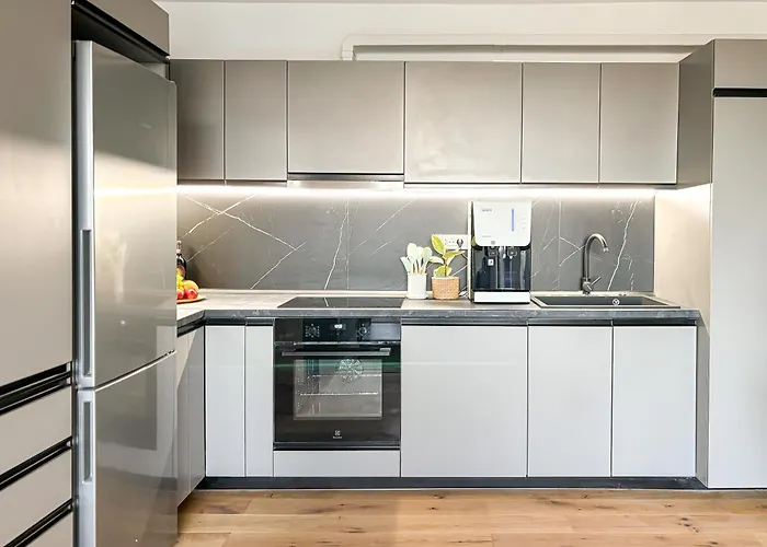 Daire New Bright 2br Flat Location Piata Romana *