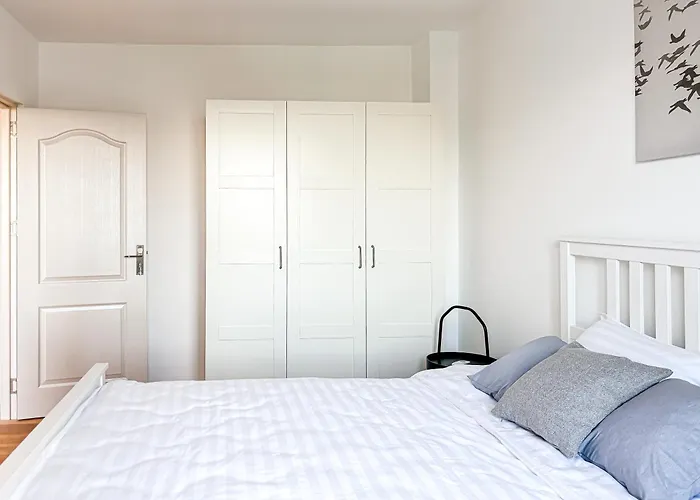 New Bright 2br Flat Location Piata Romana * Bukarest